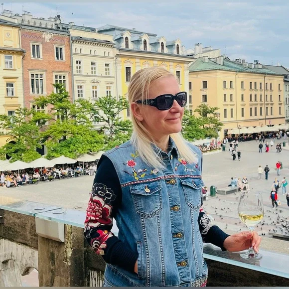 ๐ ๐Live ๐ ๐Show ๐ ๐Notification๐๐ - Picture 16 of 16